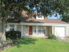 2912 25th St N in Texas City, TX - Building Photo