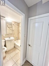 11 Thirty Third St in Toronto, ON - Building Photo - Building Photo