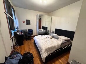 20 Gibbs St, Unit 6 in Brookline, MA - Foto de edificio - Building Photo