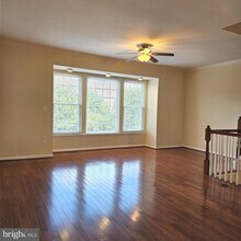 45427 Baggett Terrace in Sterling, VA - Building Photo - Building Photo