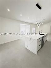 4962 SW 32nd Way in Fort Lauderdale, FL - Building Photo - Building Photo