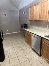 115 Devonshire Rd in Warner Robins, GA - Foto de edificio - Building Photo