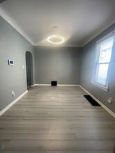 427 E Pearl St in Toledo, OH - Building Photo - Building Photo