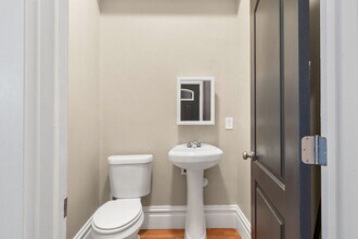 900 Barton St in St. Louis, MO - Building Photo - Building Photo