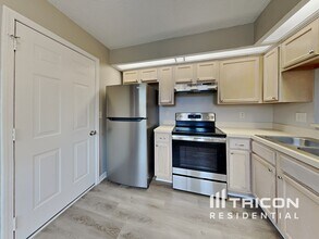 2258 Felucca Dr in Middleburg, FL - Building Photo - Building Photo