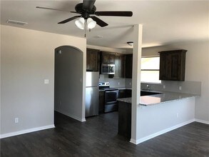 119 Bennett Hills Dr-Unit -4 in Weatherford, TX - Building Photo - Building Photo