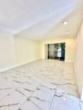 4141 NW 90th Ave in Coral Springs, FL - Building Photo - Building Photo