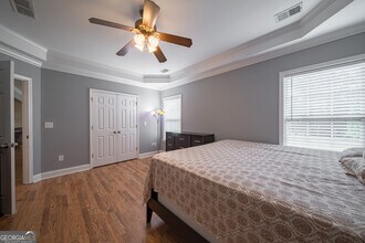 334 Stillwood Dr in Newnan, GA - Building Photo - Building Photo