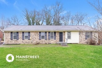 196 Tupper Dr in Gallatin, TN - Building Photo - Building Photo