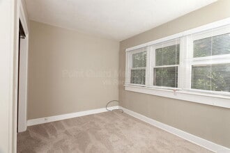 219 S Millwood Ave in Wichita, KS - Building Photo - Building Photo