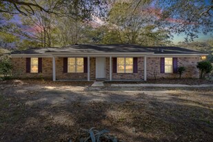 3281 Woodard Dr in Mobile, AL - Building Photo