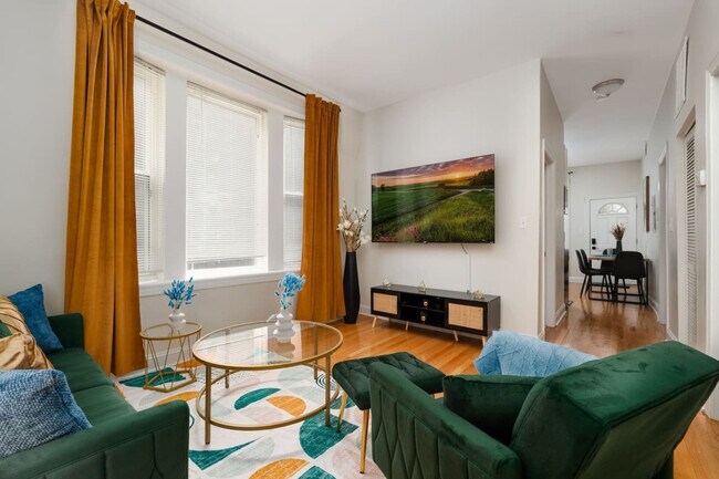 property at 2724 W Division St