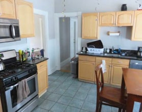 11 Carmel St, Unit 1B in Boston, MA - Foto de edificio - Building Photo