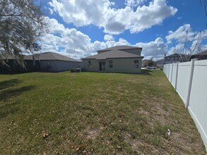 10366 Scarlet Skimmer Dr in Riverview, FL - Building Photo - Building Photo