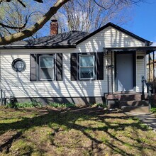 1702 Winfield Ave in Indianapolis, IN - Building Photo - Building Photo