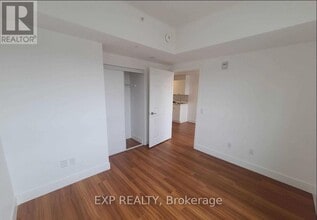 1 Wellington St in Brantford, ON - Building Photo - Building Photo