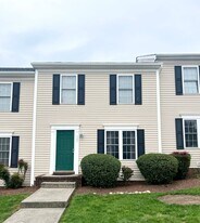 1477 Miller Spring Court in Harrisonburg, VA - Building Photo