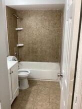 370 D Joe Parker Rd in Lakewood, NJ - Building Photo - Building Photo