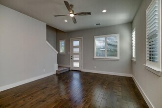 218 Wimberly St in Fort Worth, TX - Building Photo - Building Photo