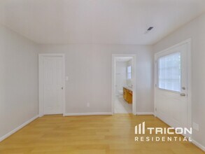 5000 Poplar Glen Dr in Matthews, NC - Building Photo - Building Photo