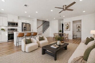 7604 De Priest St in Houston, TX - Building Photo - Building Photo