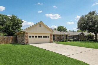 9 Chimney Rock Dr in Trophy Club, TX - Building Photo - Building Photo