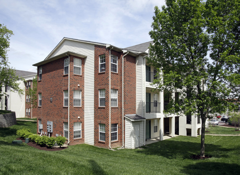 Webster Village Apartments in St. Louis, MO - Building Photo