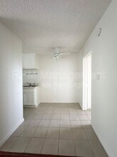 2002 Thurman Ave. in Los Angeles, CA - Building Photo - Building Photo