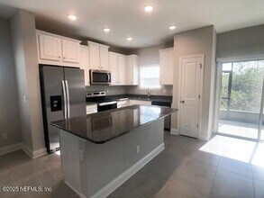 13991 Molina Dr in Jacksonville, FL - Building Photo - Building Photo