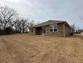 16990 Buck Cir in Oklahoma City, OK - Building Photo - Building Photo