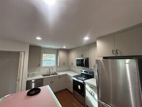 118 S Harkness St in Everson, WA - Building Photo - Building Photo