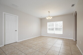 1009 Dudley Dr in Kissimmee, FL - Building Photo - Building Photo