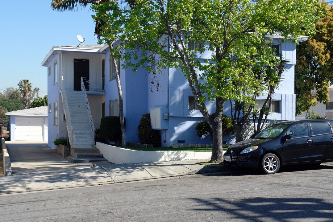 625 E Aerick St in Inglewood, CA - Building Photo