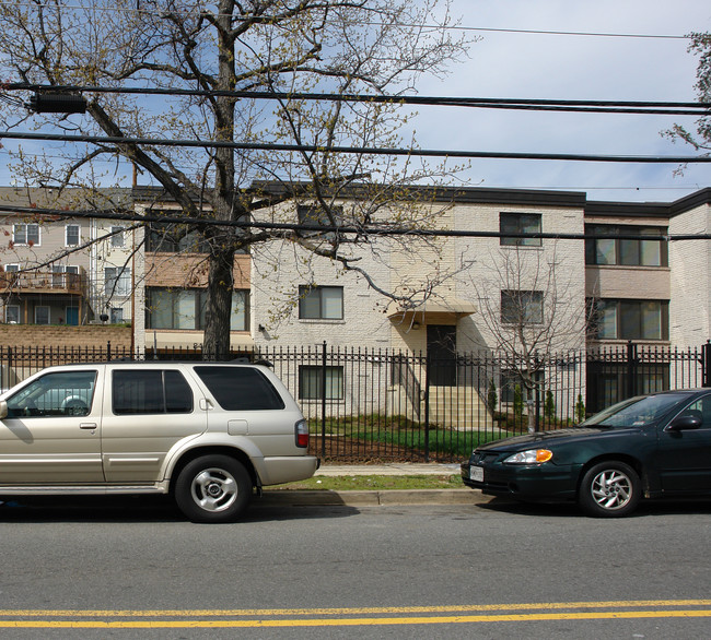 840 Chesapeake St SE in Washington, DC - Building Photo - Building Photo