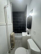 1045 E 73rd St in Chicago, IL - Building Photo - Building Photo