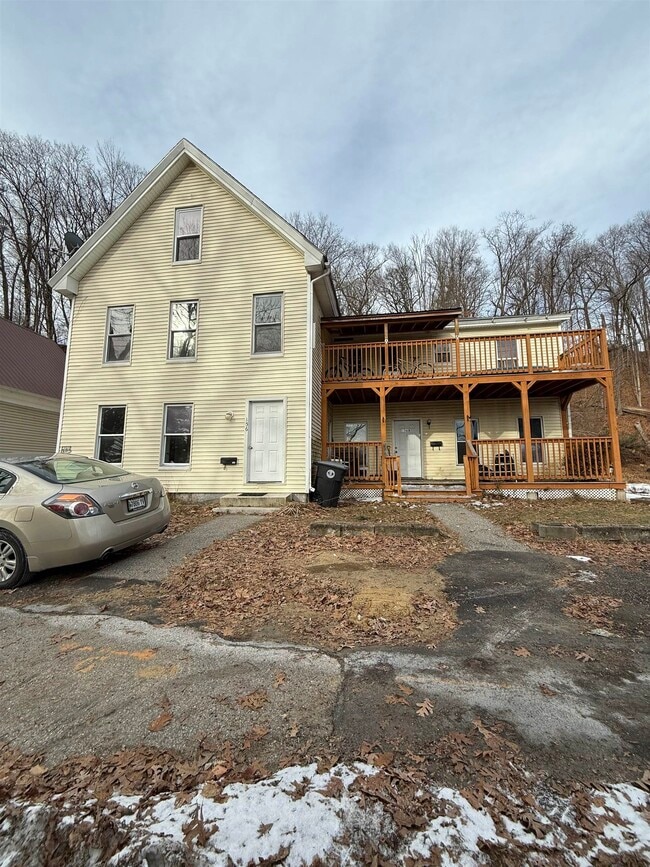 property at 156 W Bow St