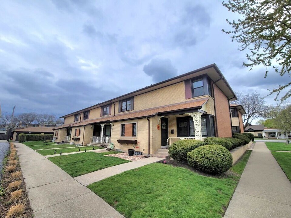 1540 Franklin Ave in River Forest, IL - Building Photo