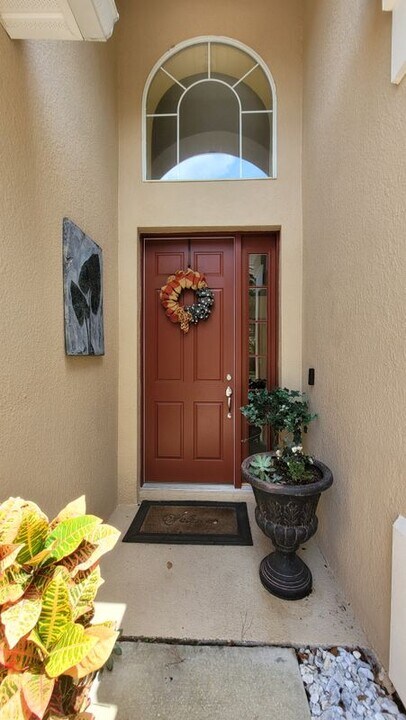 8247 Hedgewood Dr in Jacksonville, FL - Building Photo