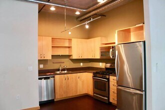 1255 NW 9th Ave in Portland, OR - Building Photo - Building Photo