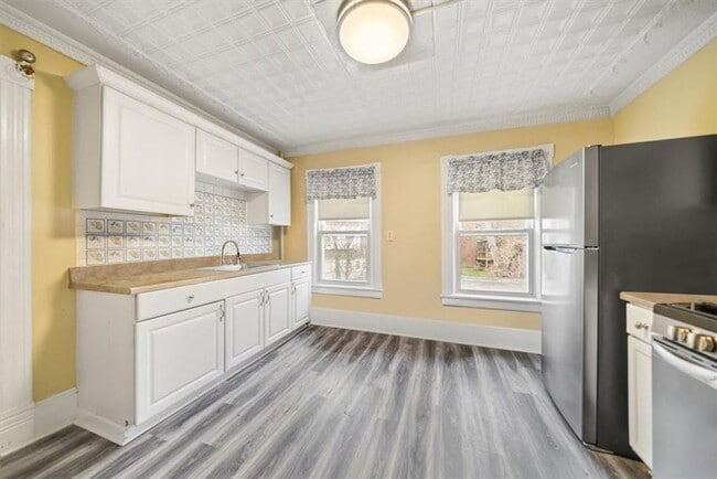 property at 33 Bay View Terrace