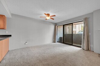 13992 E Stanford Cir in Aurora, CO - Building Photo - Building Photo