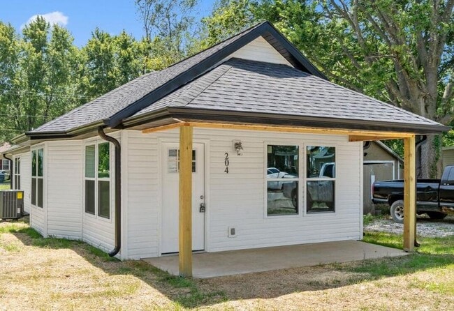 204 Jasper St in Aurora, MO - Building Photo - Building Photo