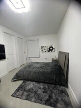 6312 NW 105th Pl in Doral, FL - Building Photo - Building Photo