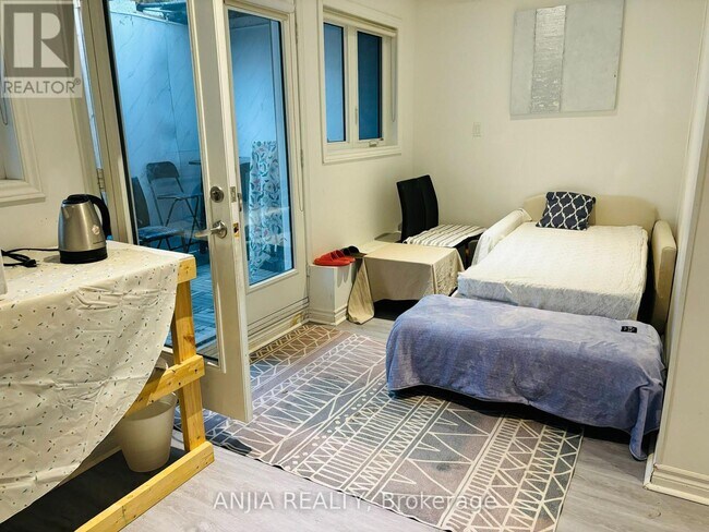 74 Church St S in Richmond Hill, ON - Building Photo - Building Photo