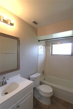 628 Briarwood Rd in Venice, FL - Building Photo - Building Photo