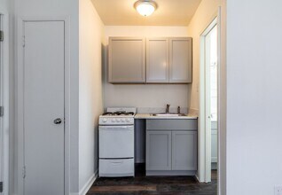 Coronado 2 in Topeka, KS - Building Photo - Interior Photo