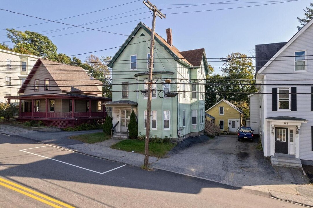 287 Bridge St in Manchester, NH - Building Photo