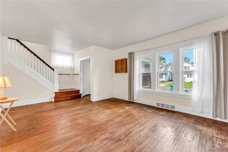 353 Lisbon Ave in Buffalo, NY - Building Photo - Building Photo