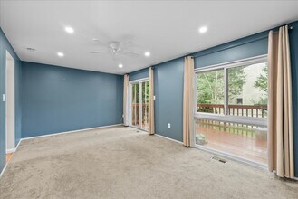 9871 Sweet Mint Dr in Vienna, VA - Building Photo - Building Photo