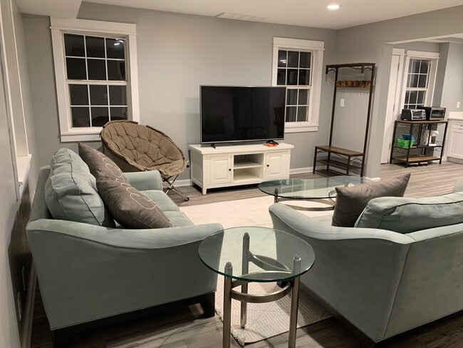 property at 220 Drumcliff Ct